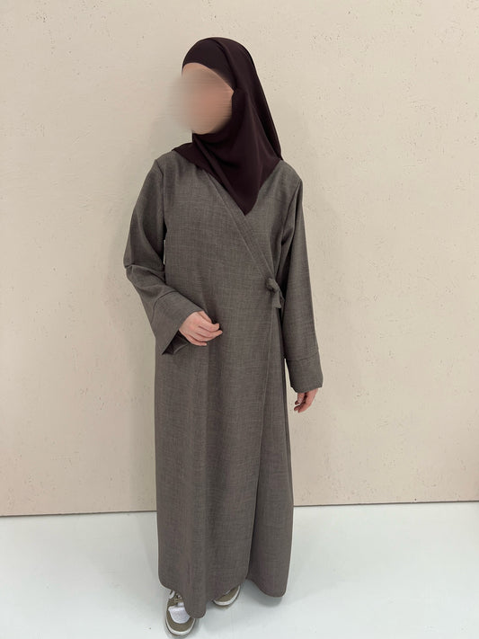 Aliyah Abaya