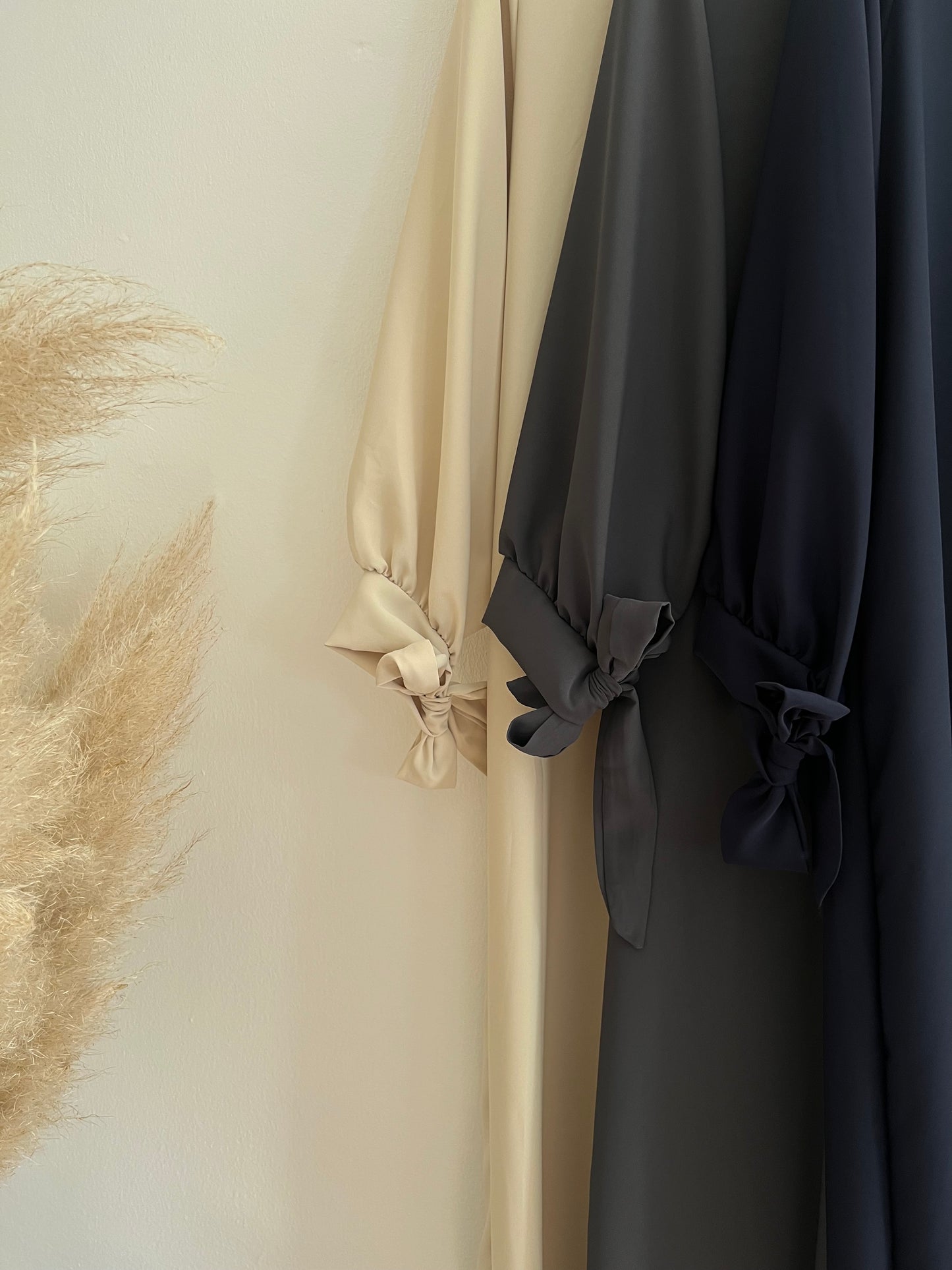 An-Naim Abaya